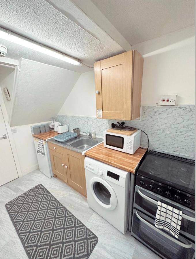 Cosy Centre Flat With 2 Beds Apartment *